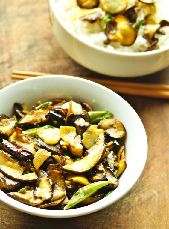 圖片關(guān)鍵詞 國(guó)家蘑菇地理:中國(guó)哪里的蘑菇最好吃?