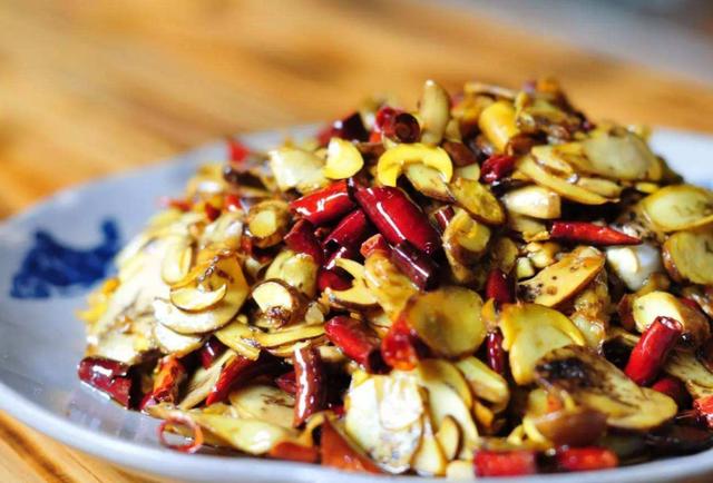 圖片關(guān)鍵詞 國(guó)家蘑菇地理:中國(guó)哪里的蘑菇最好吃?